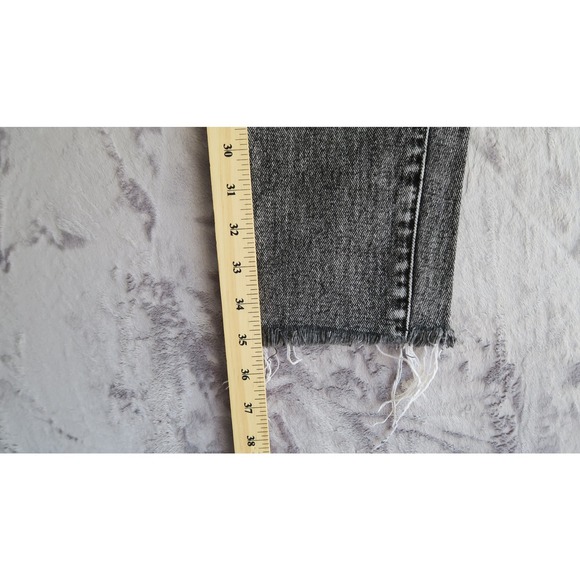 Pacsun Women's Acid‎ Wash Black Vintage Icon Raw Hem Denim Jeans. Size 25 - Picture 6 of 10